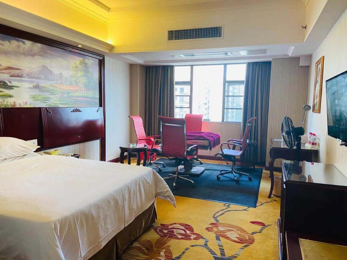 Vienna Hotel Foshan Nanhai City Square Exterior photo